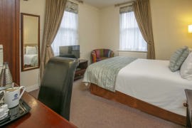 forest-and-vale-hotel-bedrooms-78-83691.jpg