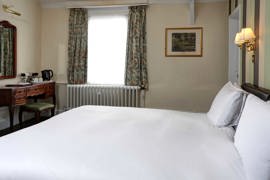 george-hotel-bedrooms-15-83695.jpg