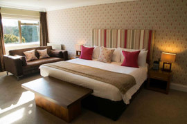centurion-hotel-bedrooms-32-83875.jpg