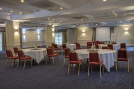 the-gables-hotel-meeting-space-29-83878.jpg