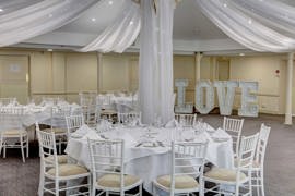 chilworth-manor-wedding-events-35-83920.jpg