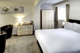 hotel-rembrant-bedrooms-60-83952.jpg