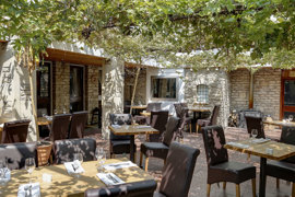 compass-inn-dining-21-83340.jpg