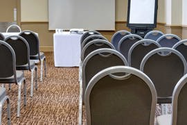 cresta-court-hotel-meeting-space-33-83373.jpg