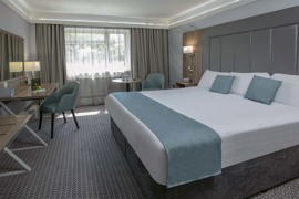 heronston-hotel-bedrooms-59-83481.jpg