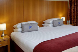 hilcroft-hotel-bedrooms-10-83482.jpg