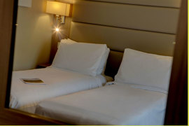 pontypool-metro-hotel-bedrooms-31-83543.jpg