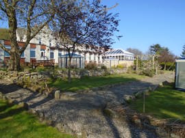 pitbauchlie-house-grounds-and-hotel-08-83559.jpg