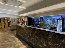 manor-hotel-dining-06-83642.jpg