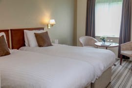 bentley-hotel-bedrooms-66-83656.jpg