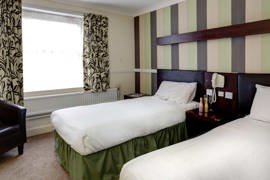 george-hotel-bedrooms-16-83695.jpg