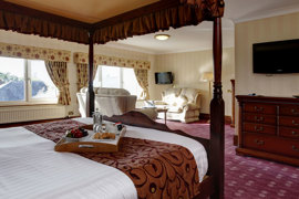 castle-inn-hotel-bedrooms-29-83872.jpg