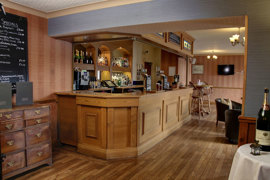 castle-inn-hotel-dining-29-83872.jpg