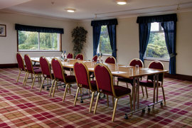 castle-inn-hotel-meeting-space-07-83872.jpg