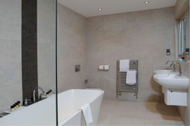 Suites luxury bathroom