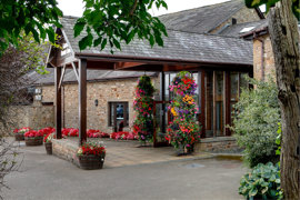 garstang-country-hotel-grounds-and-hotel-34-83877.jpg