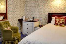 lairgate-hotel-bedrooms-26-83900.jpg