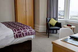 lothersdale-hotel-bedrooms-04-84212.jpg
