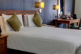 thurrock-hotel-bedrooms-06-84245.jpg