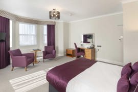 new-continental-hotel-bedrooms-59-84281.jpg