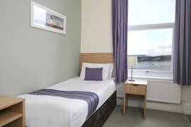 exmouth-beach-hotel-bedrooms-02-84344.jpg