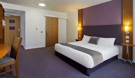 casa-mere-hotel-bedrooms-01-84345.jpg