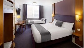 casa-mere-hotel-bedrooms-04-84345.jpg