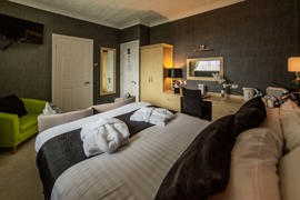 briardene-hotel-bedrooms-14-84365.jpg