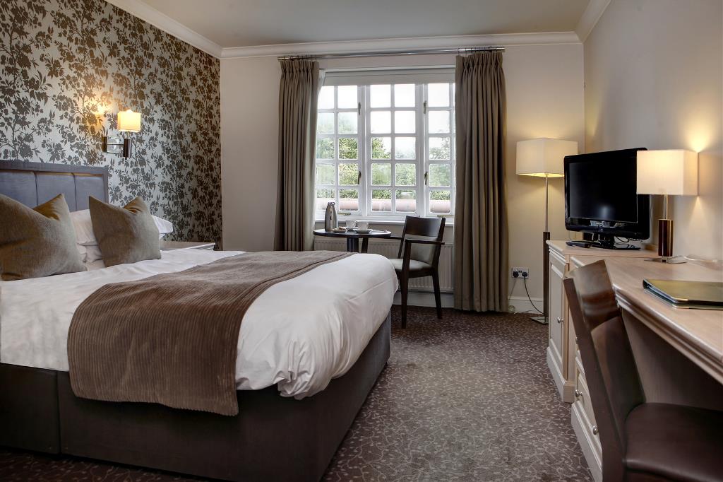 ivy-hill-hotel-bedrooms